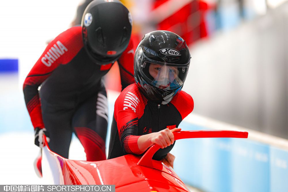 尽管场上发 尽管场上发